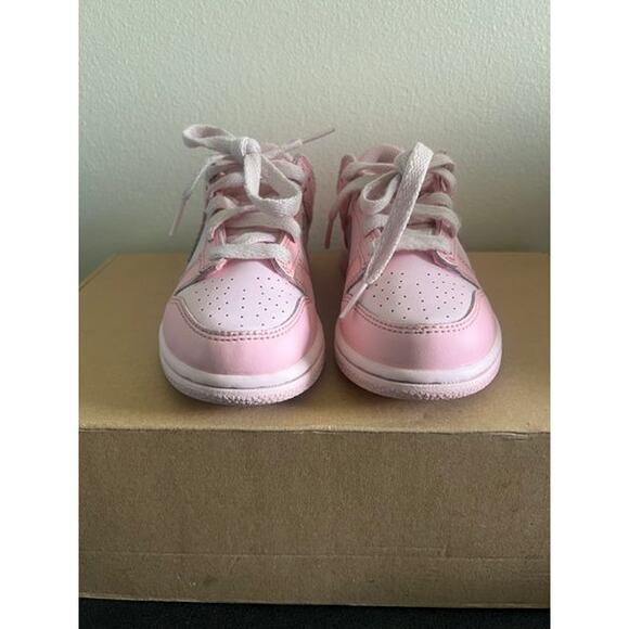 Nike Dunk Low PS "Triple Pink" - Picture 1 of 4